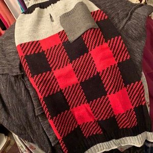 Dog sweater red & black buffalo plaid w/pocket various sizes